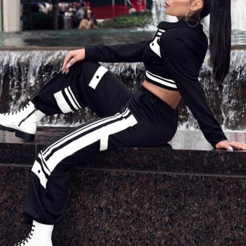 2 PIECE Black Jogger Set